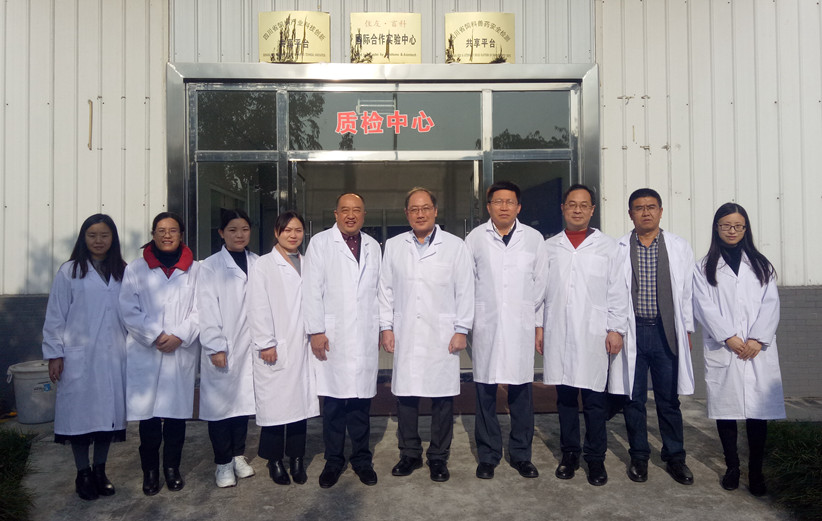 news05.jpg news05.jpg